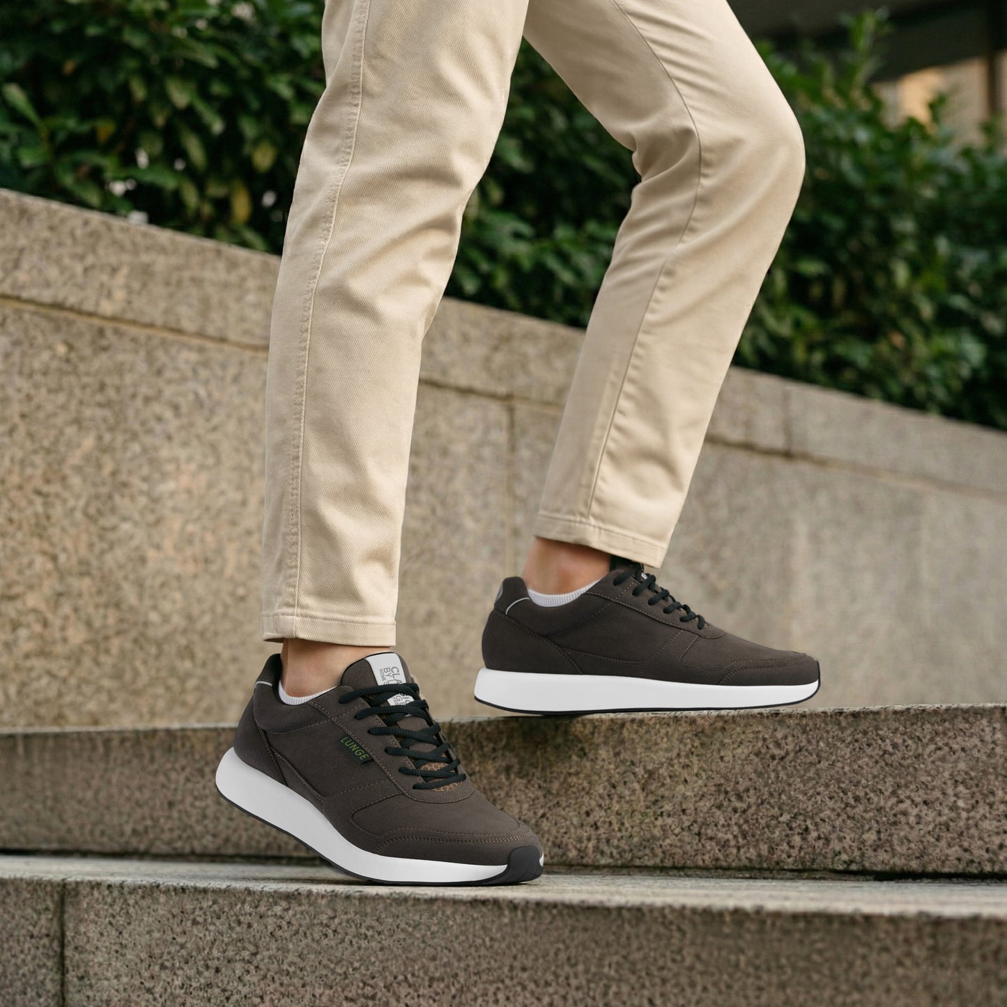 Classic Walk Next (Espresso/Brown/White)