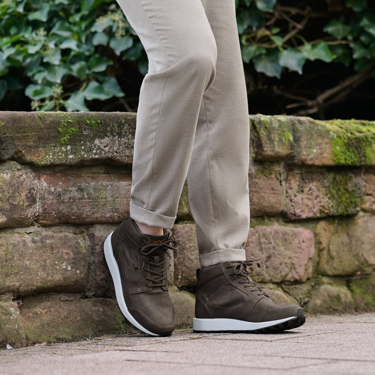 Derby Walk MidCut S Leather (Chocolate/Brown/Light Grey)